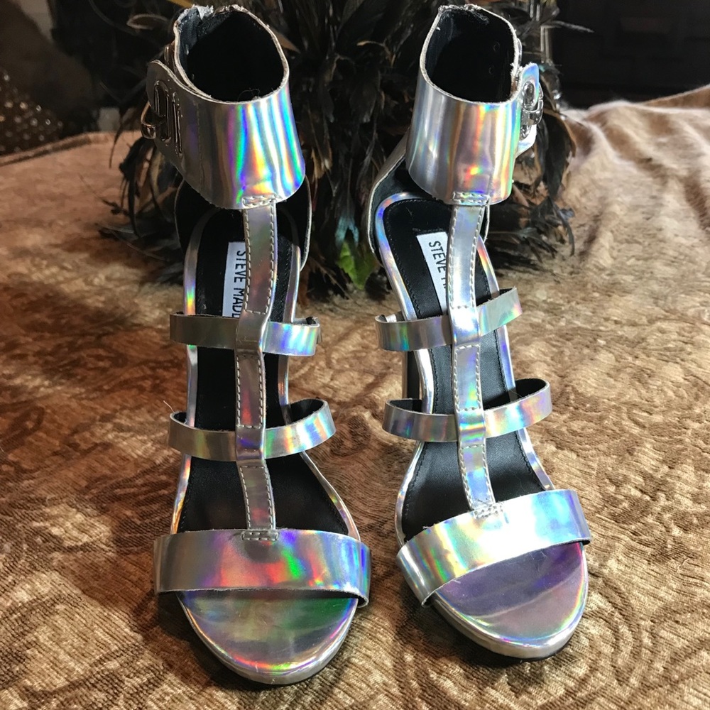 Steve Madden Cage Ankle Wrap Pumps. The Hottest!